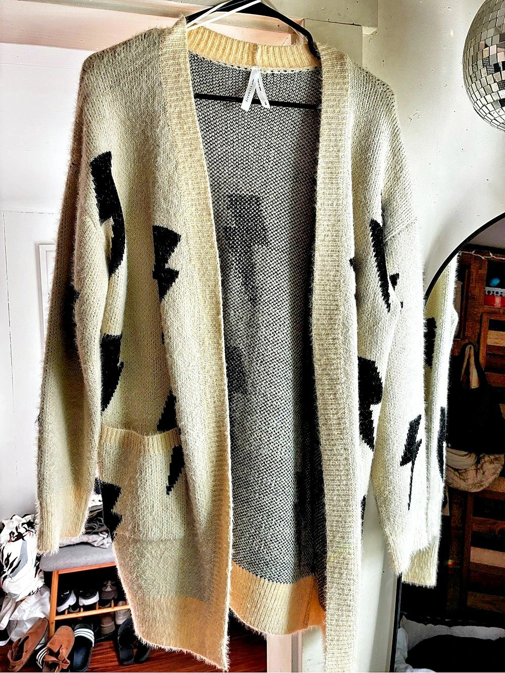 d.r.a. Women's Lightning Bolt Cardigan Size Medium